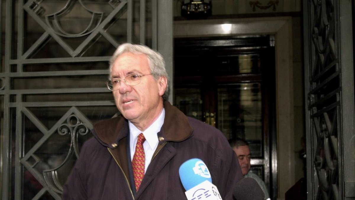 El exministro Barrionuevo Peña.