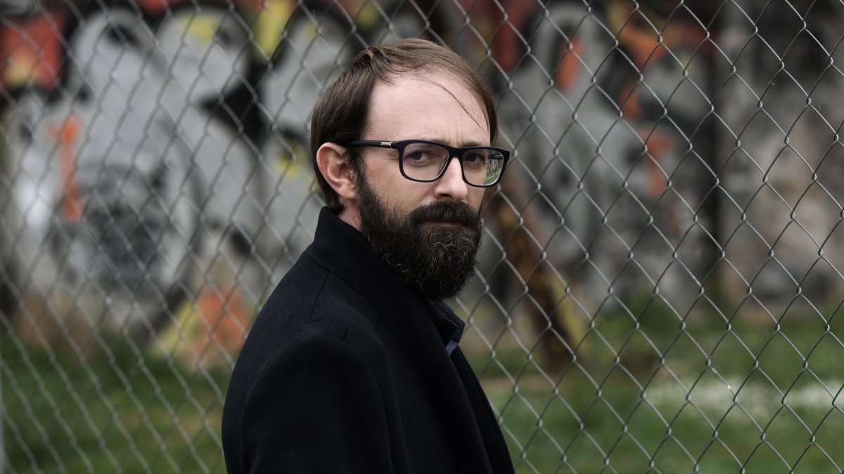 El escritor almeriense Juan Manuel Gil, en una imagen de archivo.