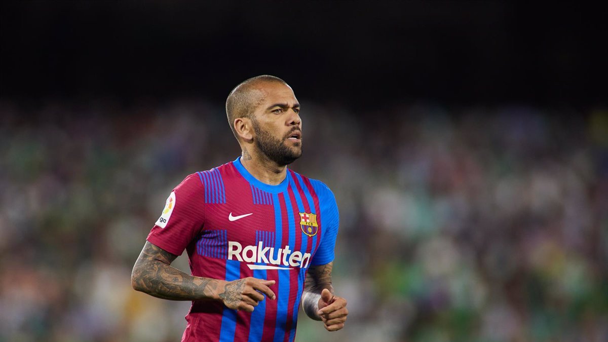 El futbolista Dani Alves, en una imagen de archivo en su etapa en el FC Barcelona.