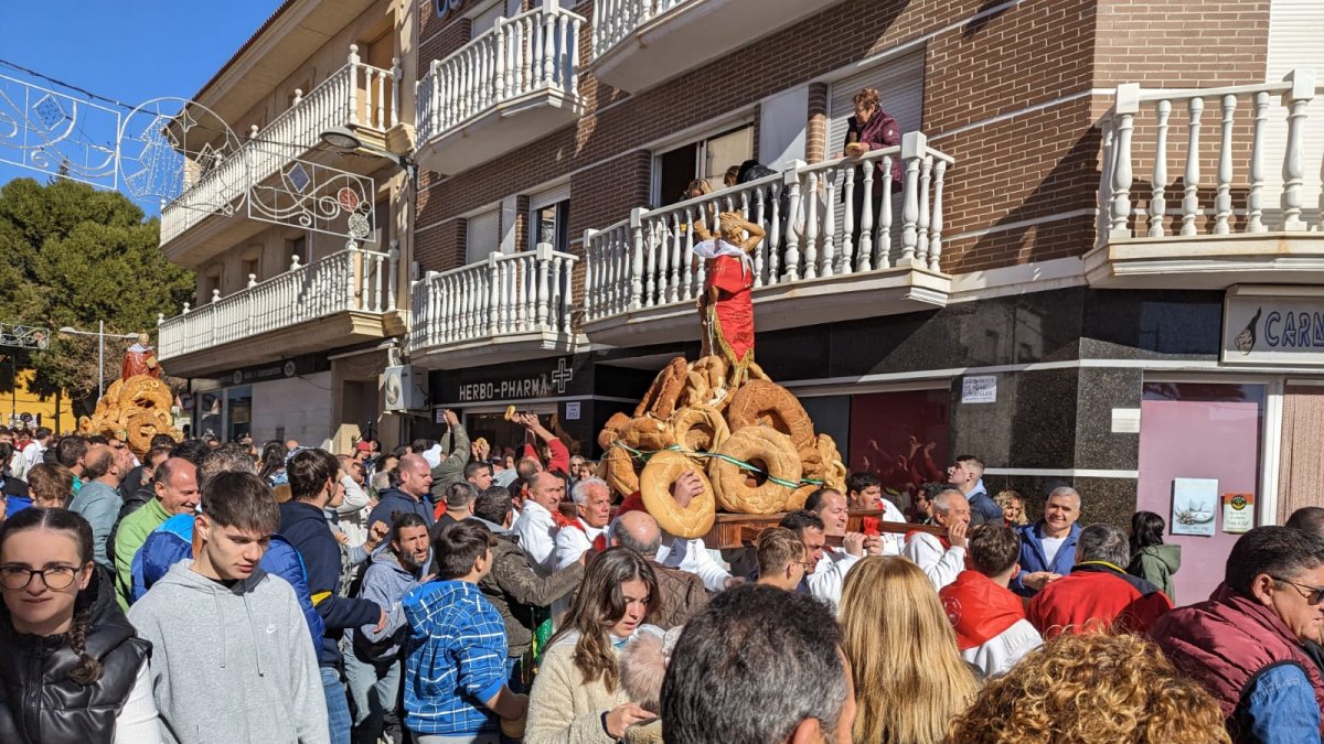 San Ildefonso procesionó este lunes en Olula del Río.
