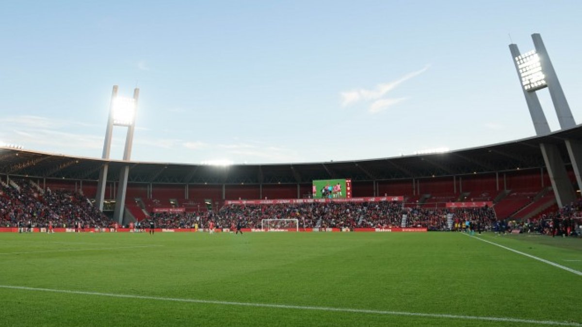 El Almería espera contar con el apoyo masivo de la afición en el cierre de la primera vuelta de Liga.