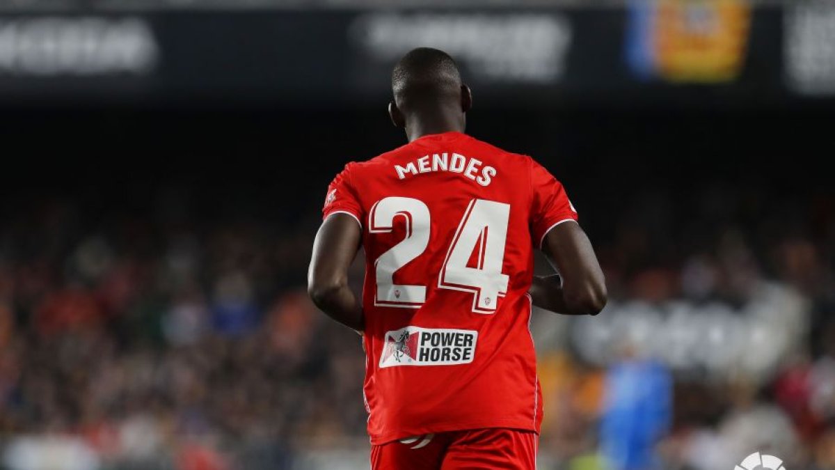 Mendes no tuvo su día en Valencia y sus errores ponen en 28 la cifra de goles encajados.