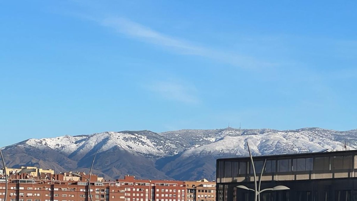 Imagen de este miércoles tomada desde la Avenida del Mediterráneo, de la capital.