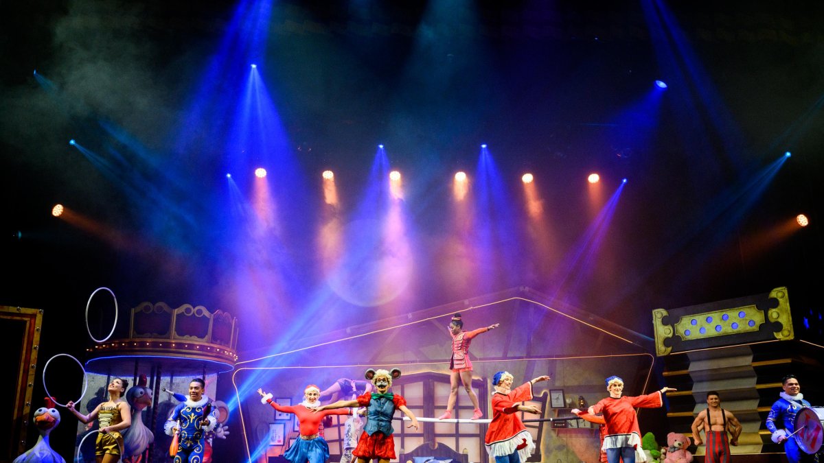 Un momento de \'Circlassica. El sueño de Miliki\', en el Maestro Padilla de Almería hasta el domingo.