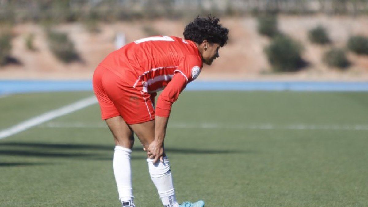 El atacante del Almería B será operado por el doctor Pedro Luis Ripoll.