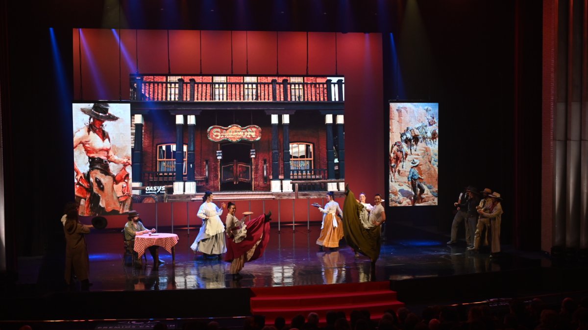 Homenaje al cine rodado en Almería con el que se abrió la gala de los II Premios Carmen.
