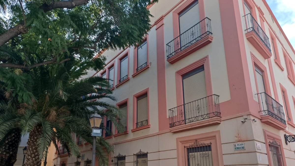 Edificio de la Diócesis de Almería en la plaza de Bendicho.