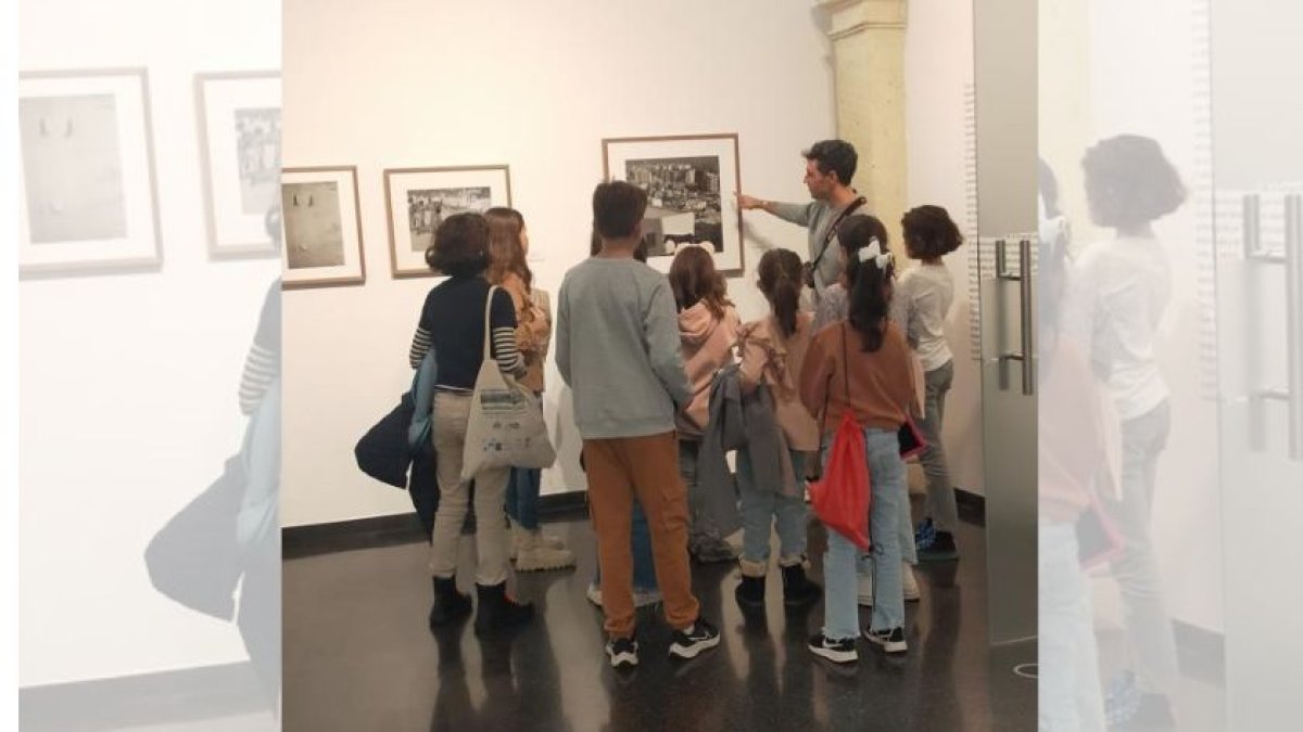 Visita-taller infantil \'La mirada de Carlos Pérez Siquier\', en el Centro Andaluz de la Fotografía.