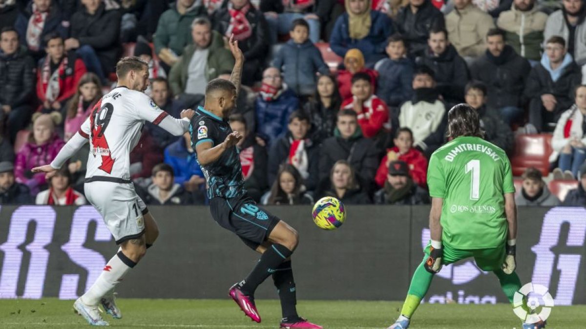 Luis Suárez en el Almería-Rayo.