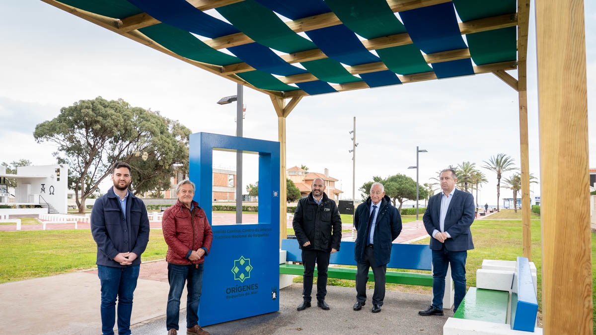 Roquetas ha renovado sus señales turísticas.