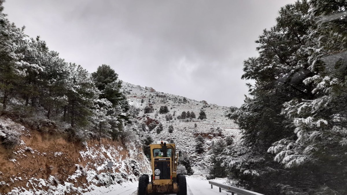 Nieve en las carreteras de la provincia.