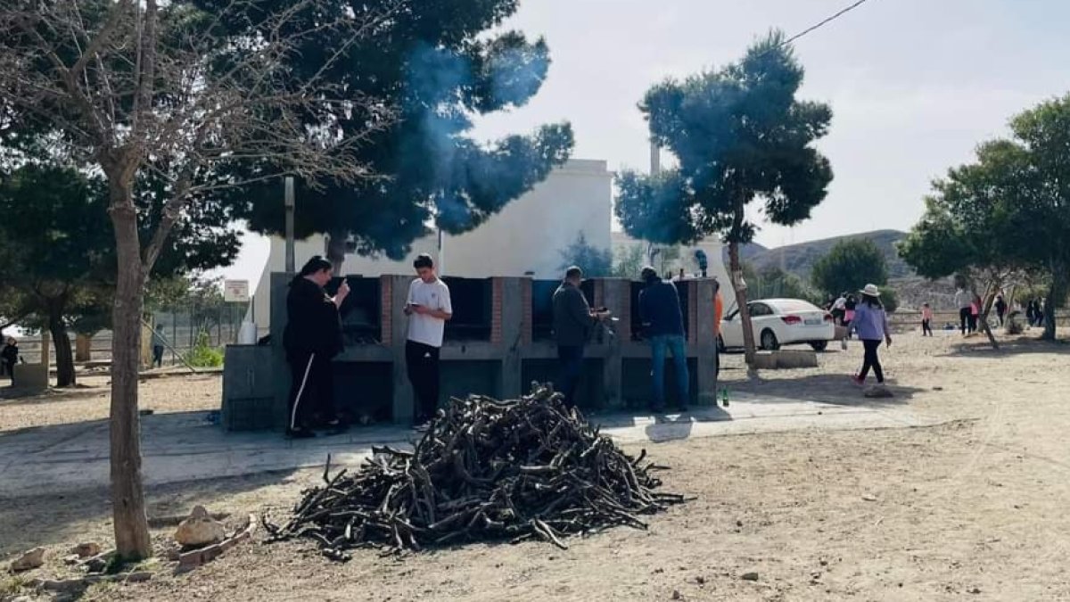Zona del Merendero de Benahadux donde se celebra el Jueves Lardero.
