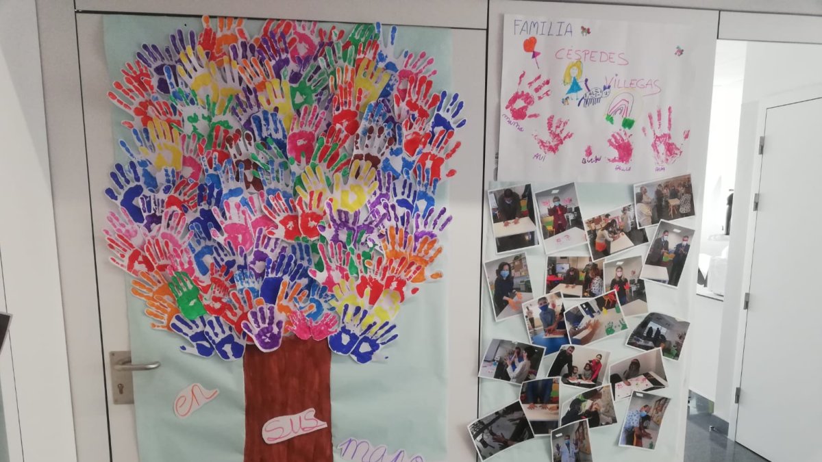 \'Árbol de la vida\' instalado en el Materno Infantil.