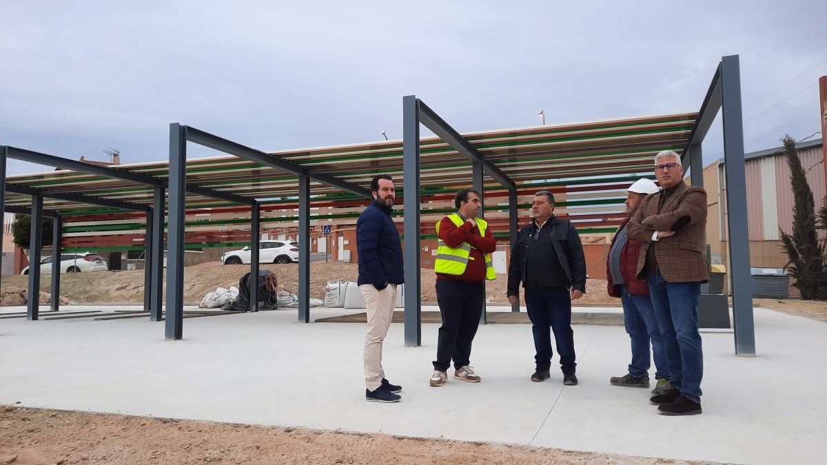 Visita a los trabajos que se están realizando en el Mirador del Mediterráneo.