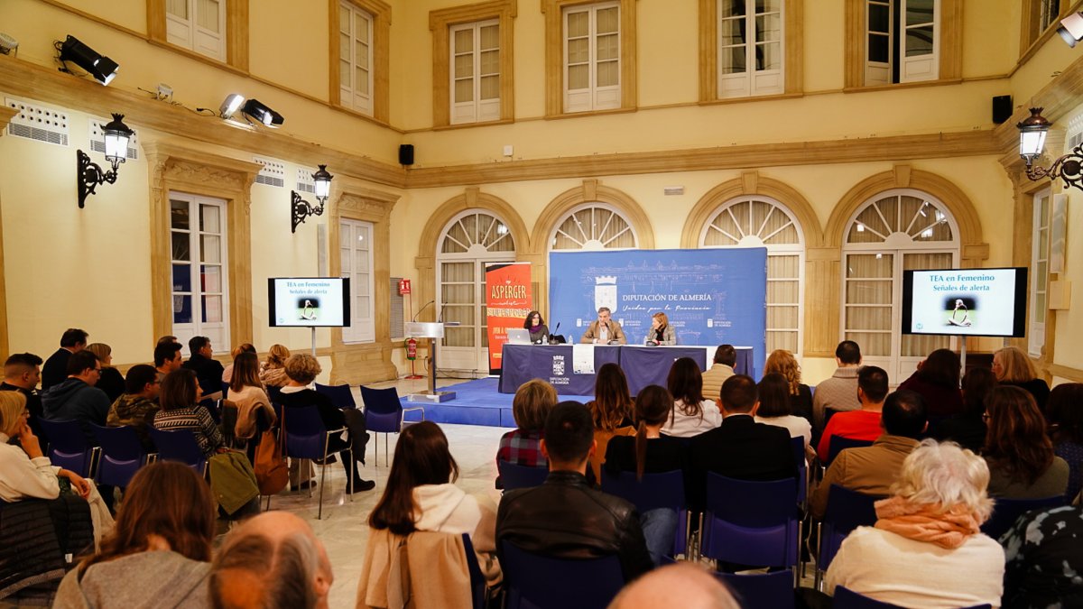 El acto se ha celebrado en el Patio de Luces de la Diputación.