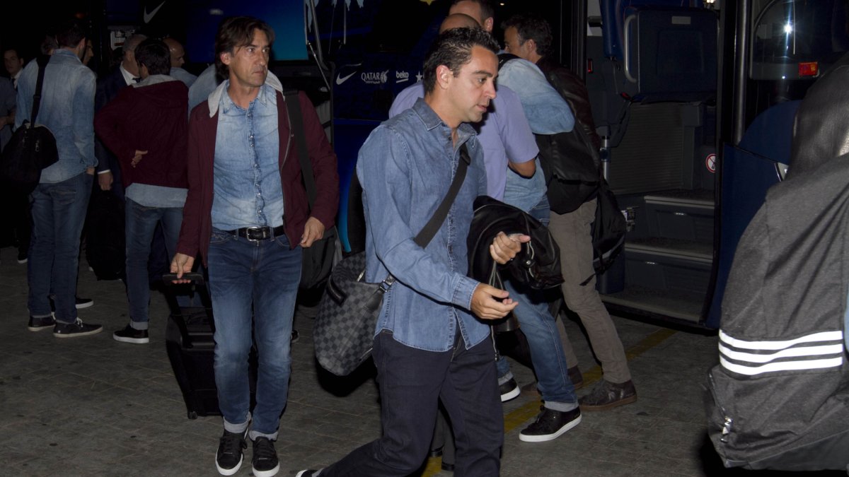 Xavi Hernández, en su etapa de futbolista del Barça, llegando al hotel Elba.