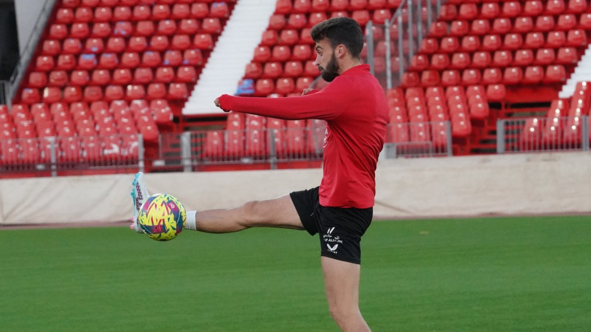 Centelles entró en los últimos minutos del partido en Girona.