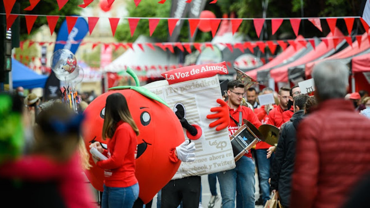 El Día del Tomate volverá a llenar de actividades el Paseo de Almería.