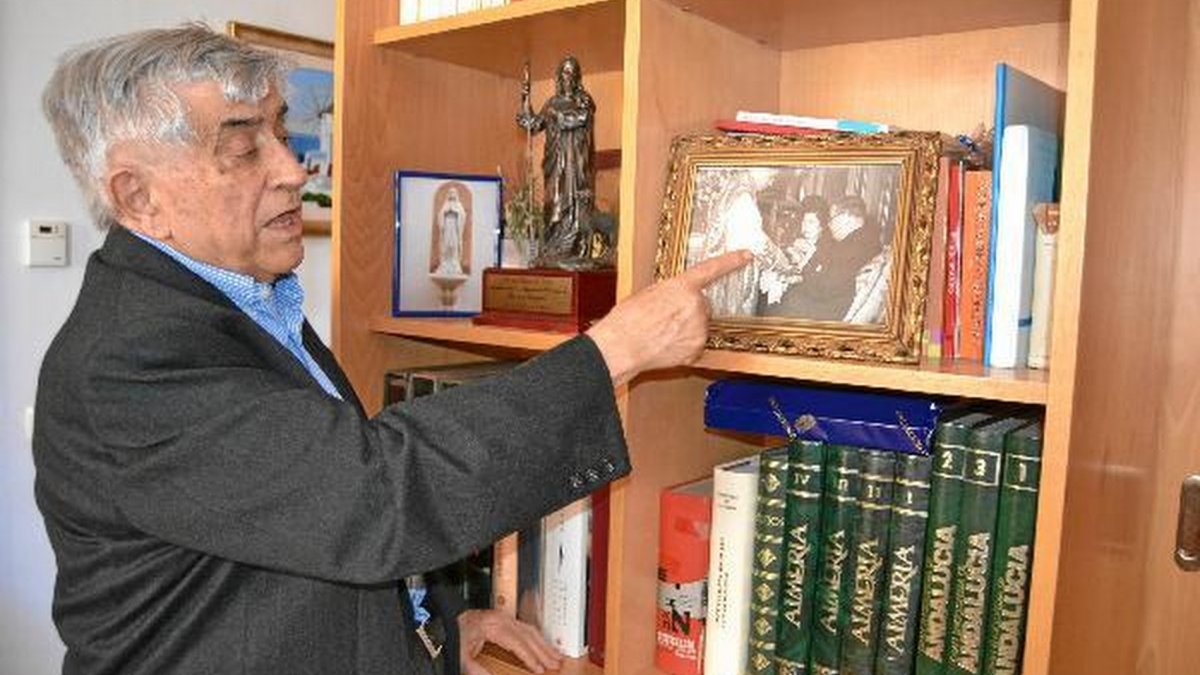 Carlos Fernández Revuelta, en su 60 aniversario sacerdotal.