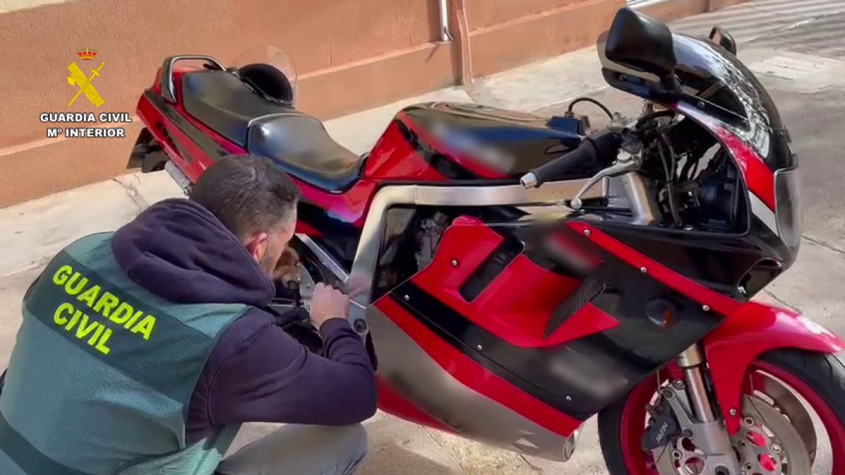 Imagen de la moto facilitada por Guardia Civil.