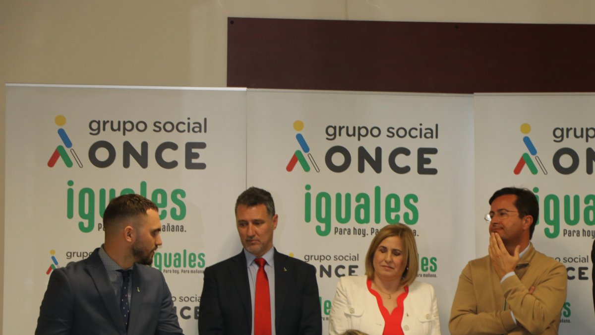 Un momento del acto de presentación del nuevo director.