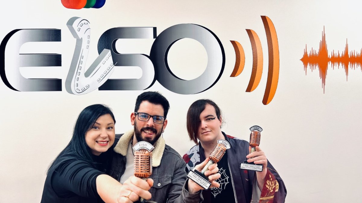 Ernesta Petruliene, Aridani Lorenzo y Gabriella Piñeiro, ganadores de la XVI Maratón de Radio de EISO.