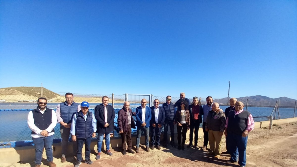 Antonio Mena visita las actuaciones de la Comunidad de Regantes y Sindicato de Cuevas del Almanzora.