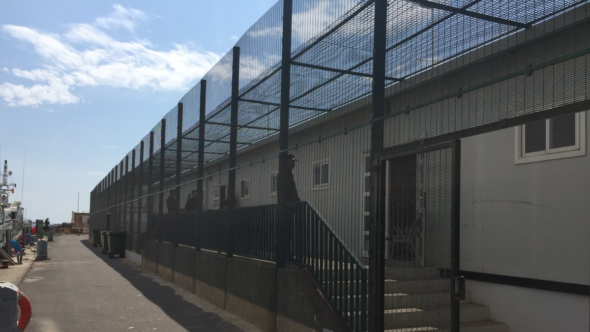 Policía Nacional en el Puerto de Almería