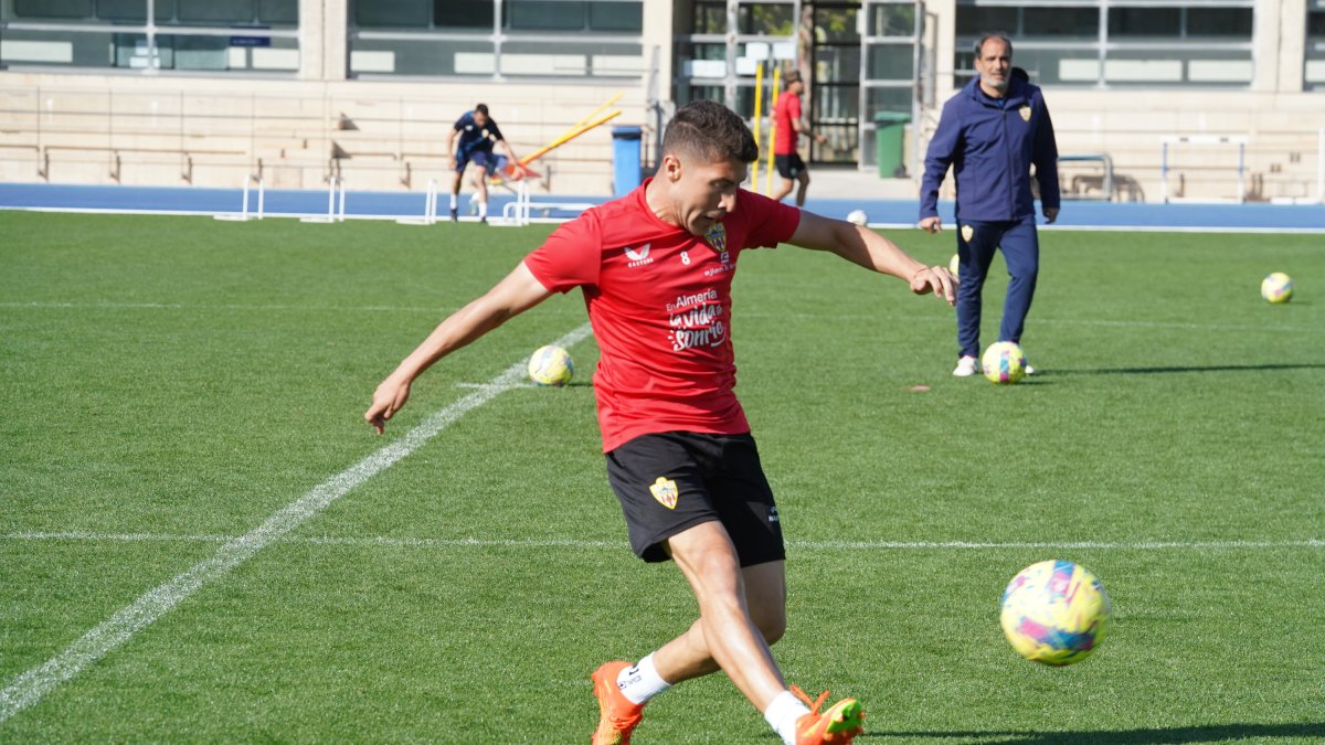 Portillo es el jugador del Almería con más partidos en Primera.