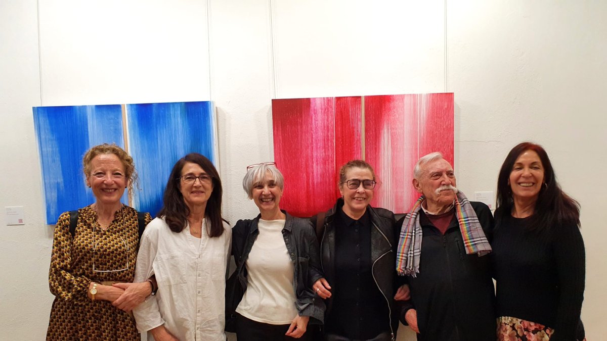 Gádor Sánchez Barazas, historiadora del arte, Lola Berenguer, Pepa Satué, Lola Valls, el pintor Ginés Cervantes y Azucena Bretón, galerista.