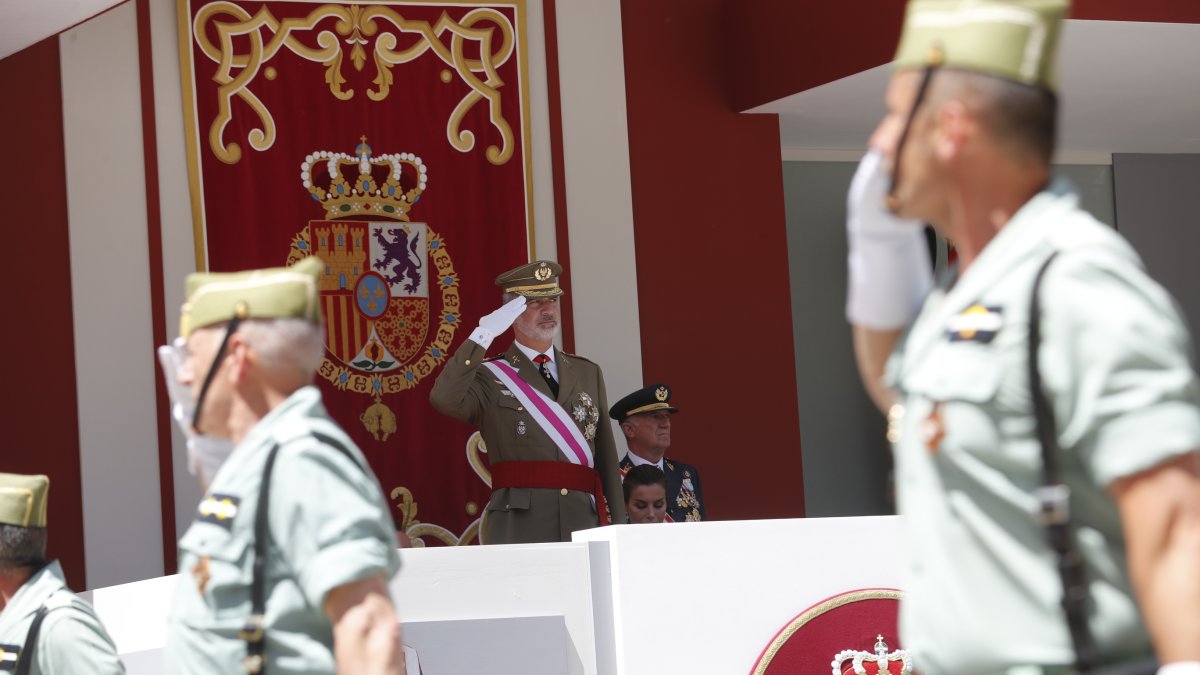 El Tercio Don Juan de Austria desfila ante el Rey Felipe VI en Huesca en 2022
