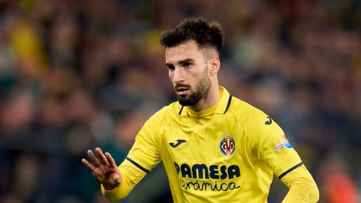 Álex Baena ha presentado denuncia en comisaría.