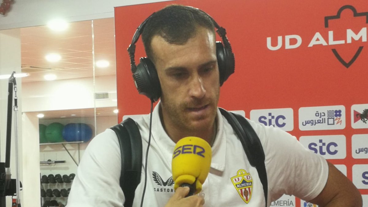 El portero Fernando en el Carrusel Deportivo de la Cadena SER después del Almería-Valencia.