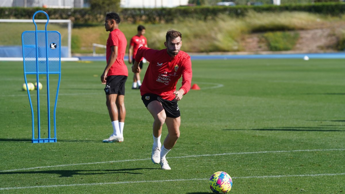 Leo Baptistao calentando motores para la visita del domingo al Metropolitano.