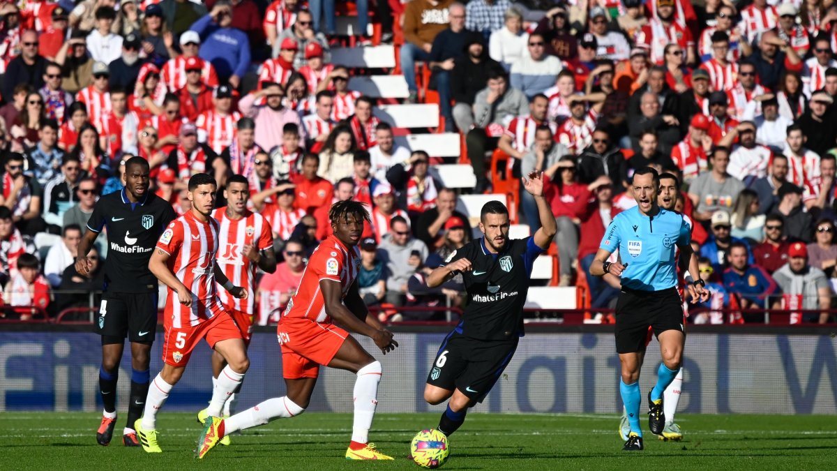 Almería y Atlético de Madrid se enfrentaron en la primera vuelta con empate a uno.