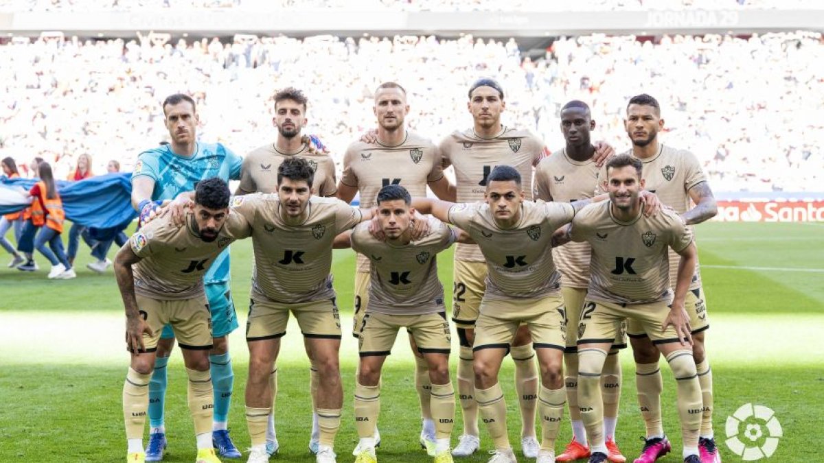 El once del Almería en el Cívitas Metropolitano.