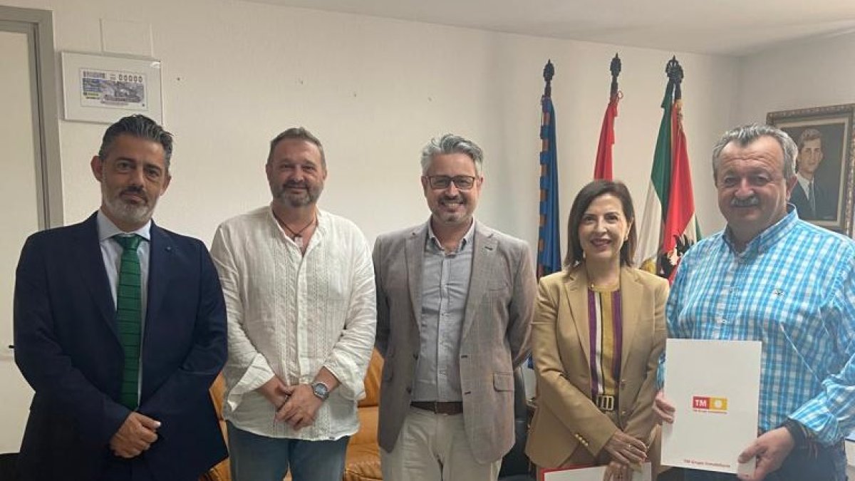 Las autoridades han renovado el convenio para facilitar la vivienda a cientos de pulpileños.