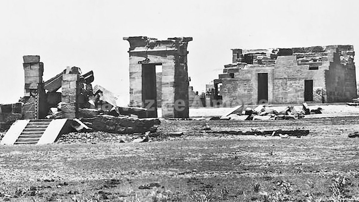 El templo de Debod fue un regalo del gobierno egipcio a España para sellar sus buenas relaciones.