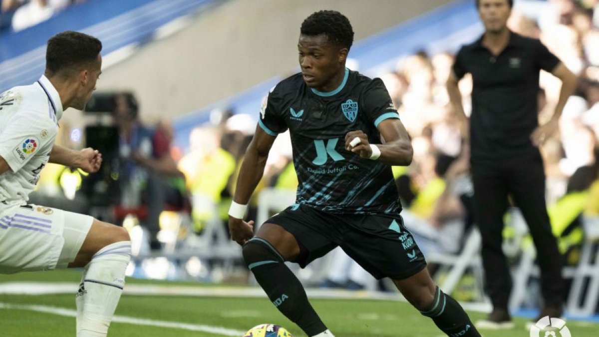 Ramazani en el Real Madrid-Almería.