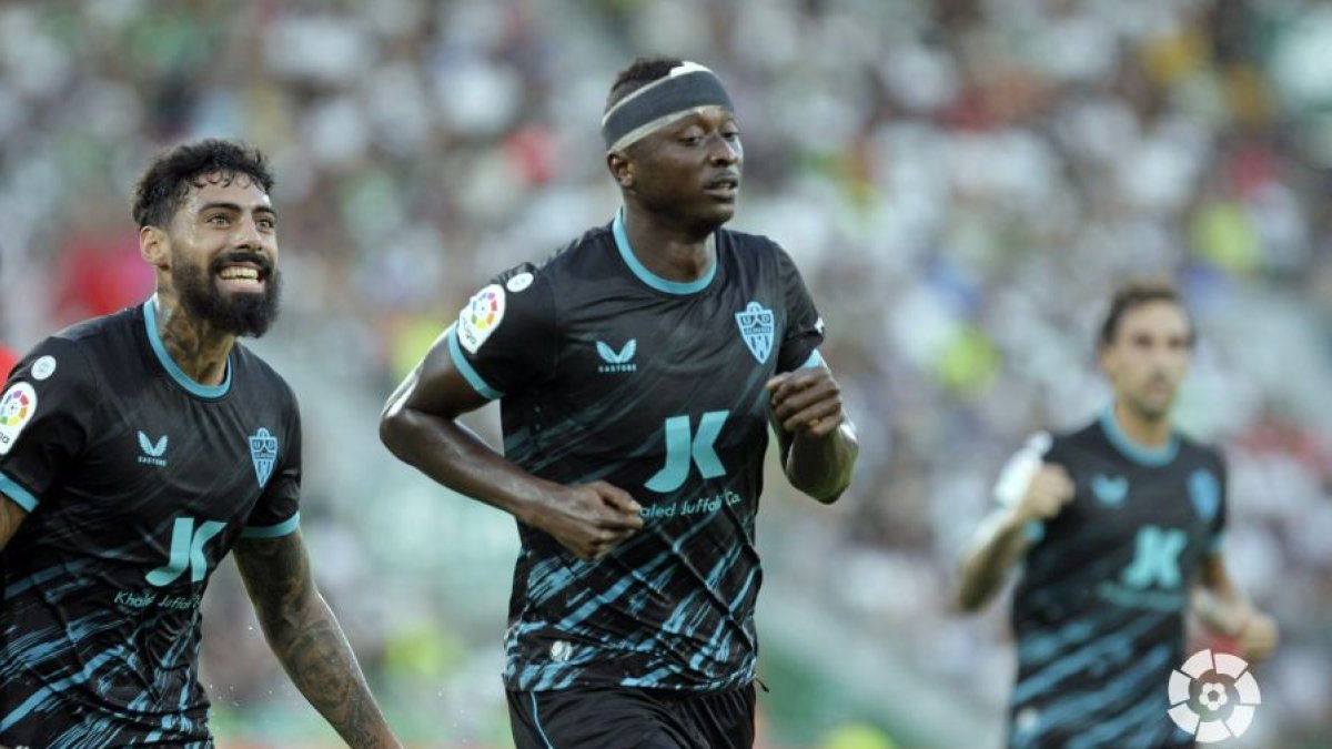 Uno de los últimos servicios de Sadiq al club.