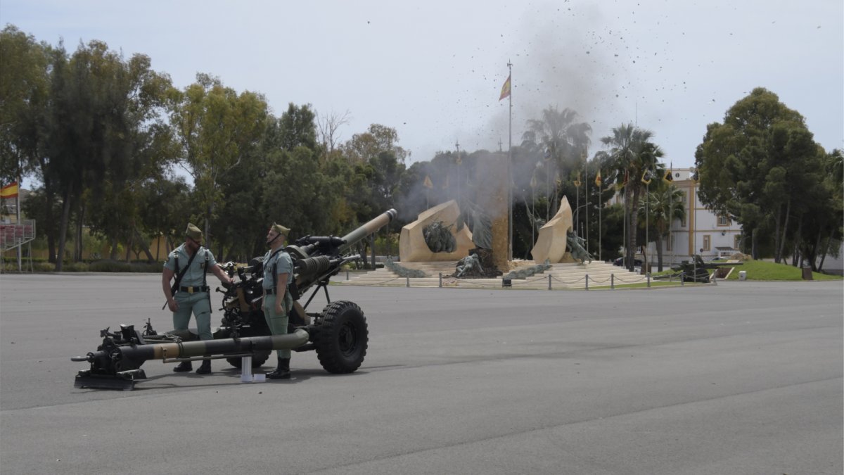 Salvas de Artillería en la base de Viator