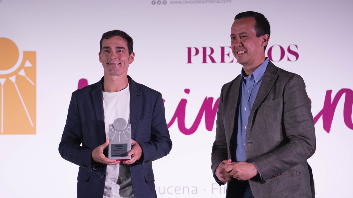 Juan José Muriana, junto al subdelegado del Gobierno, José María Martín.