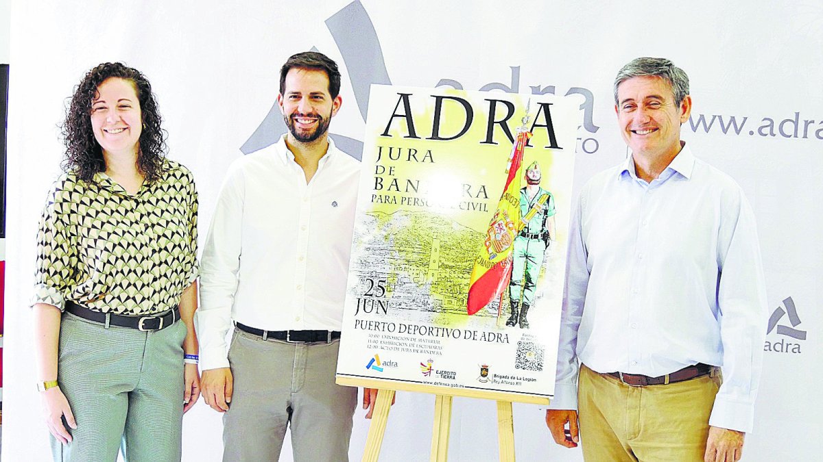 Presentación oficial en Adra.