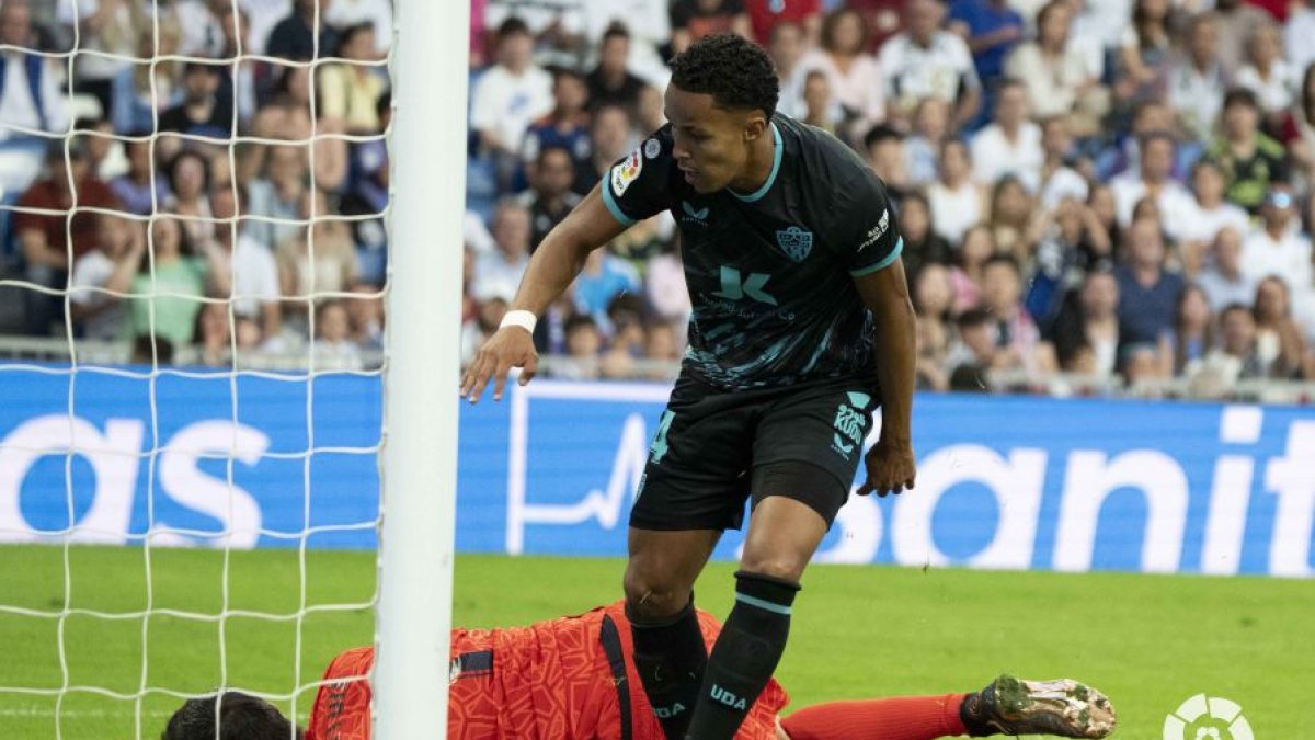 Lázaro marcó en el Bernabéu su segundo gol esta Liga.