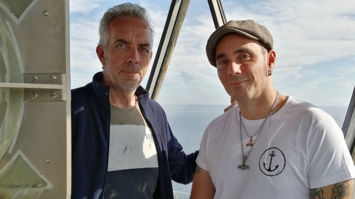 Mario Sanz, farero de Carboneras, y Edgar-Max.