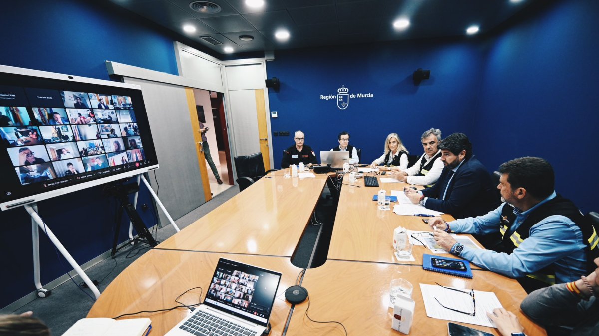 Murcia toma medidas ante el aviso naranja.