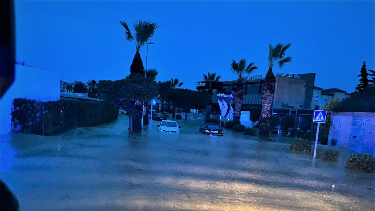 Imagen de Vera playa en las inmediaciones del Centro Comercial.