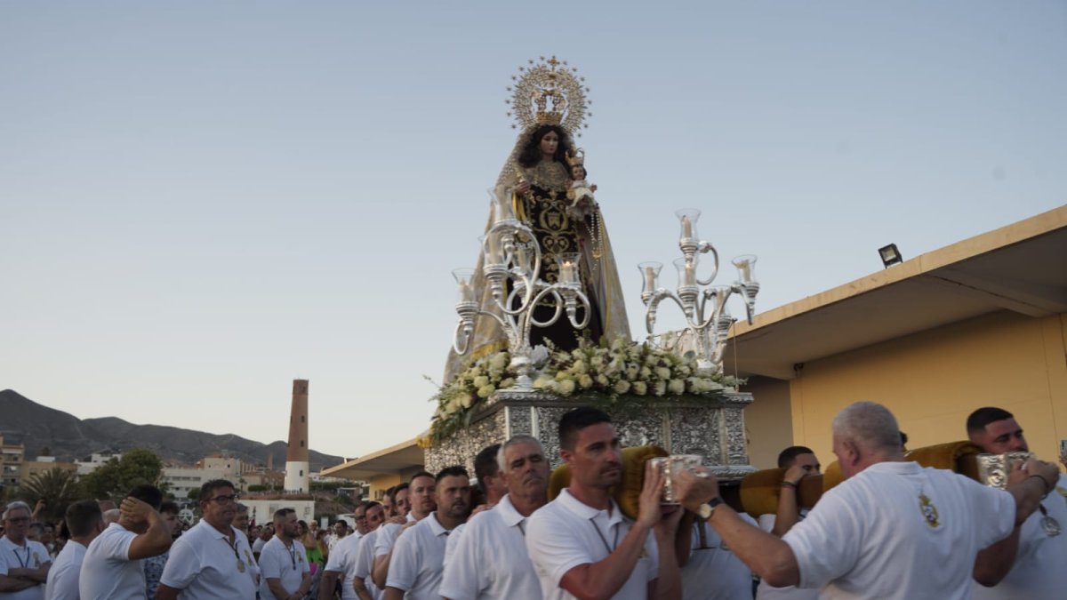 Virgen del Carmen de Adra.