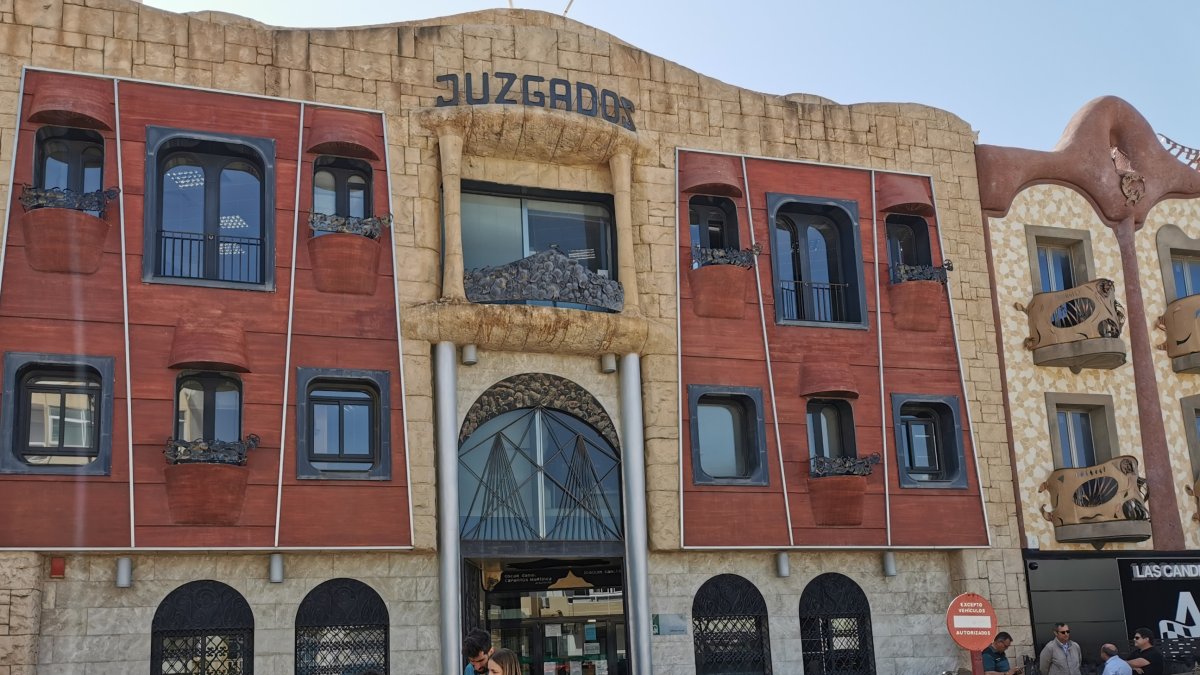 Los Juzgados de Vera este jueves.