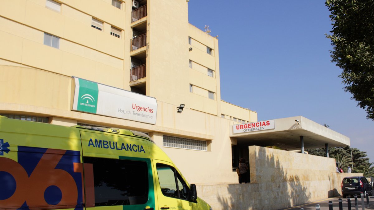 La joven ingresó en Torrecárdenas el viernes por la tarde.